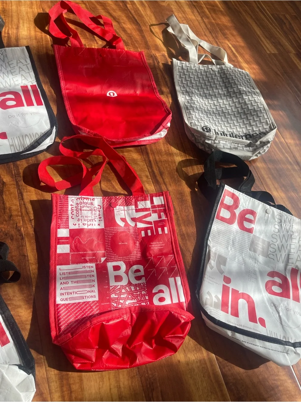 lululemon athletica' Reusable Small Tote Collection